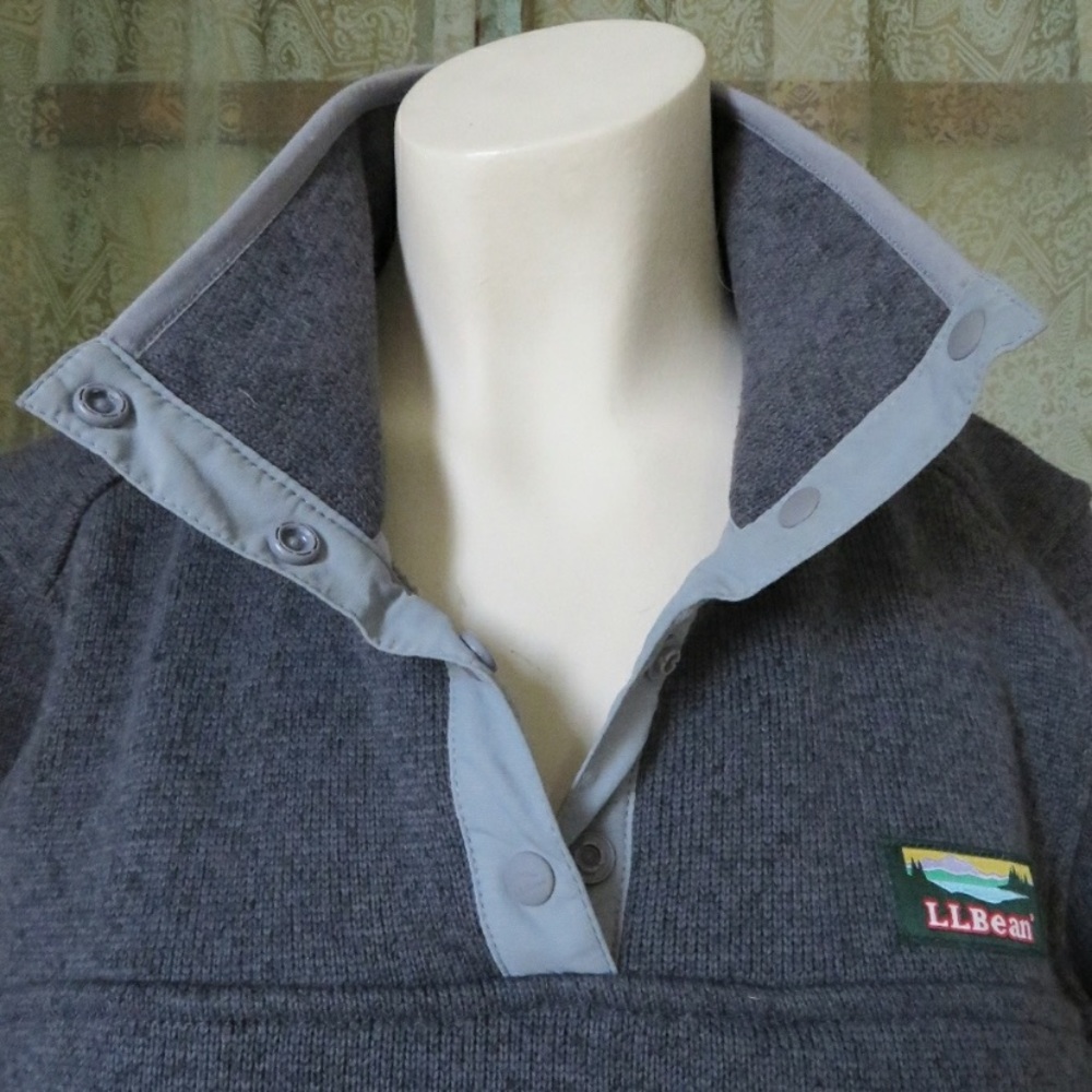 L.L. Bean pullover - Picture 3 of 4